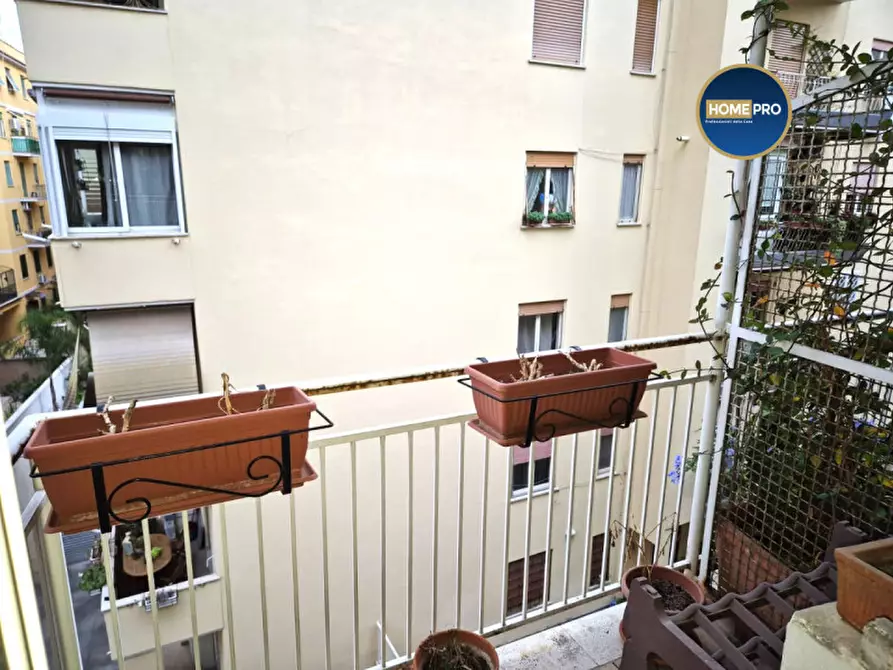 Immagine 15 di Appartamento in vendita  in Via Segesta a Roma
