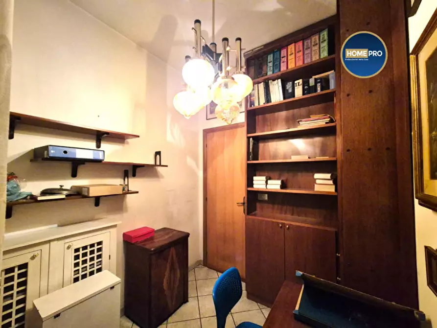 Immagine 19 di Appartamento in vendita  in Via Segesta a Roma