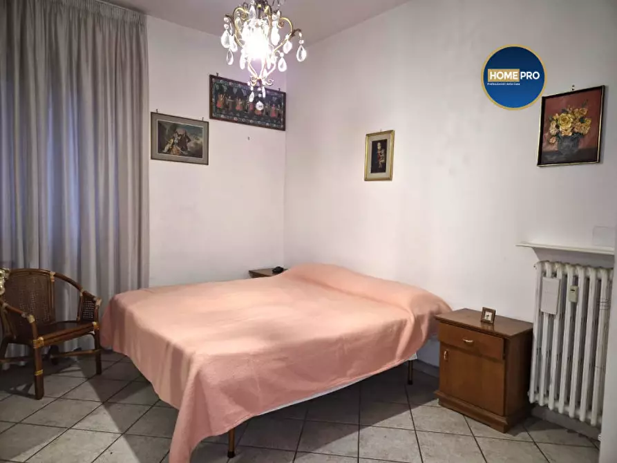 Immagine 21 di Appartamento in vendita  in Via Segesta a Roma