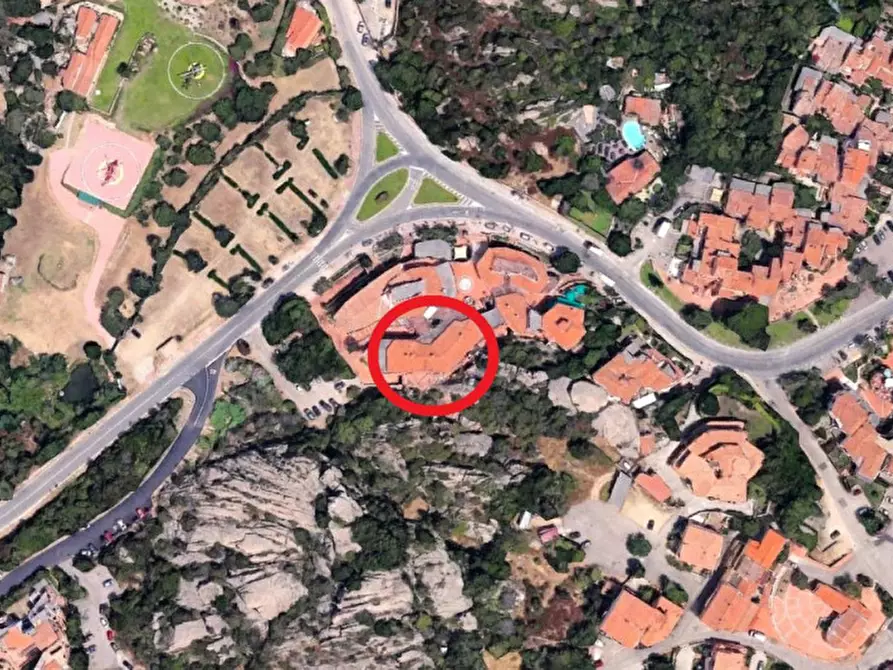 Immagine 15 di Magazzino in vendita  in Viale Orecchioni, 07021 Arzachena SS, Italia a Arzachena