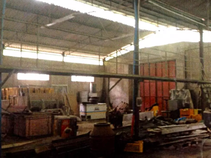 Immagine 2 di Magazzino in vendita  in Via Andrea de Bartolo, 87060 Cantinella CS, Italia a Corigliano-Rossano