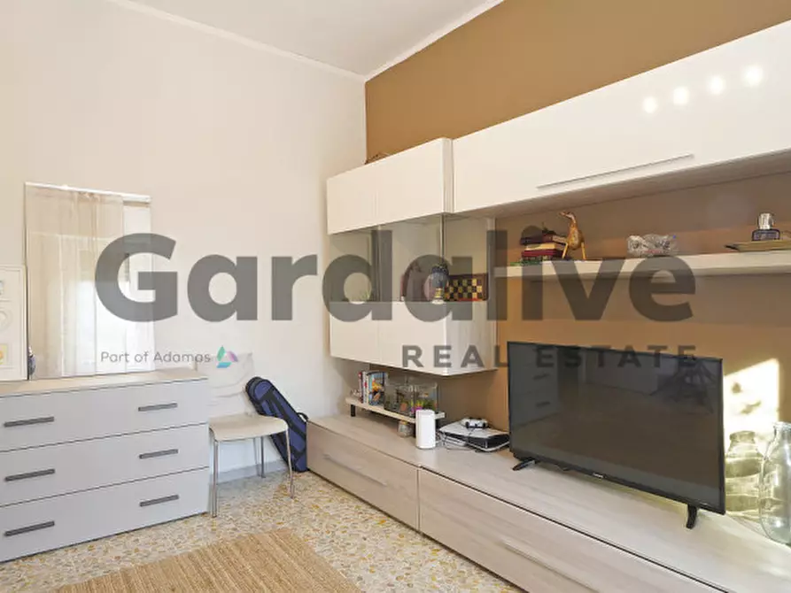 Immagine 4 di Appartamento in vendita  in Via Eridio a Desenzano Del Garda