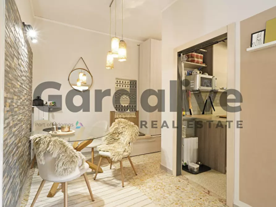 Immagine 5 di Appartamento in vendita  in Via Eridio a Desenzano Del Garda