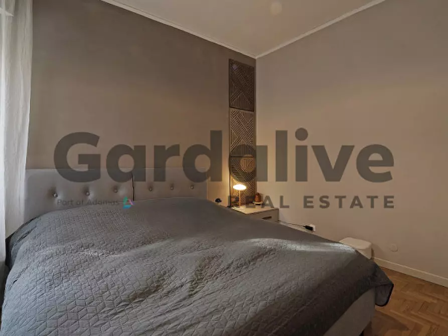 Immagine 9 di Appartamento in vendita  in Via Eridio a Desenzano Del Garda