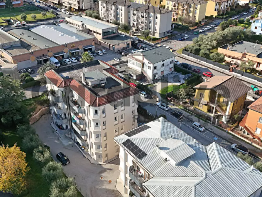 Immagine 22 di Appartamento in vendita  in Via Eridio a Desenzano Del Garda