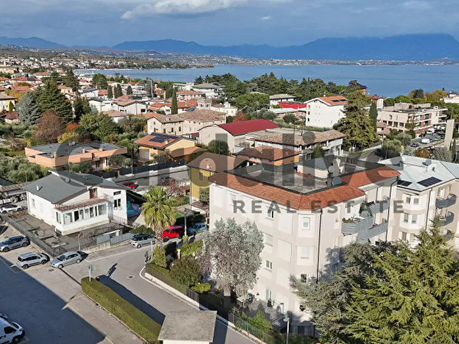 Immagine 35 di Appartamento in vendita  in Via Eridio a Desenzano Del Garda