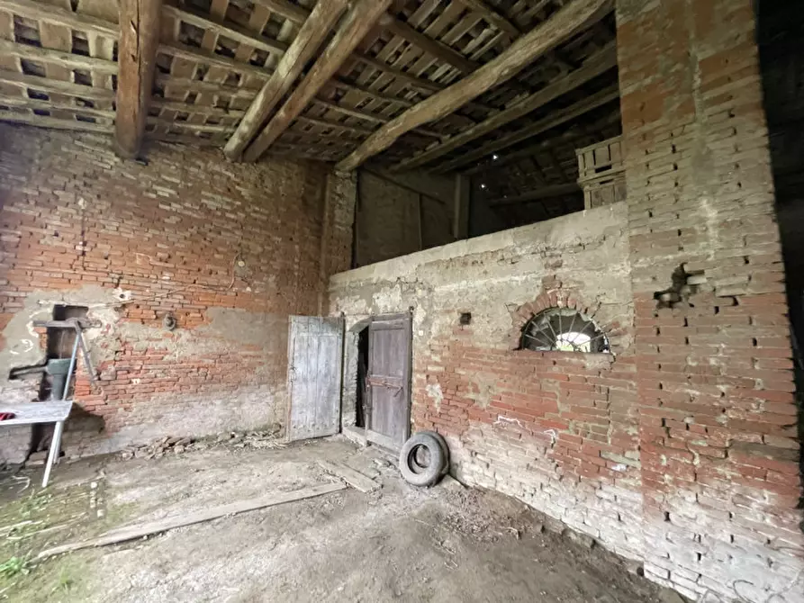Immagine 22 di Rustico / casale in vendita  a Suzzara