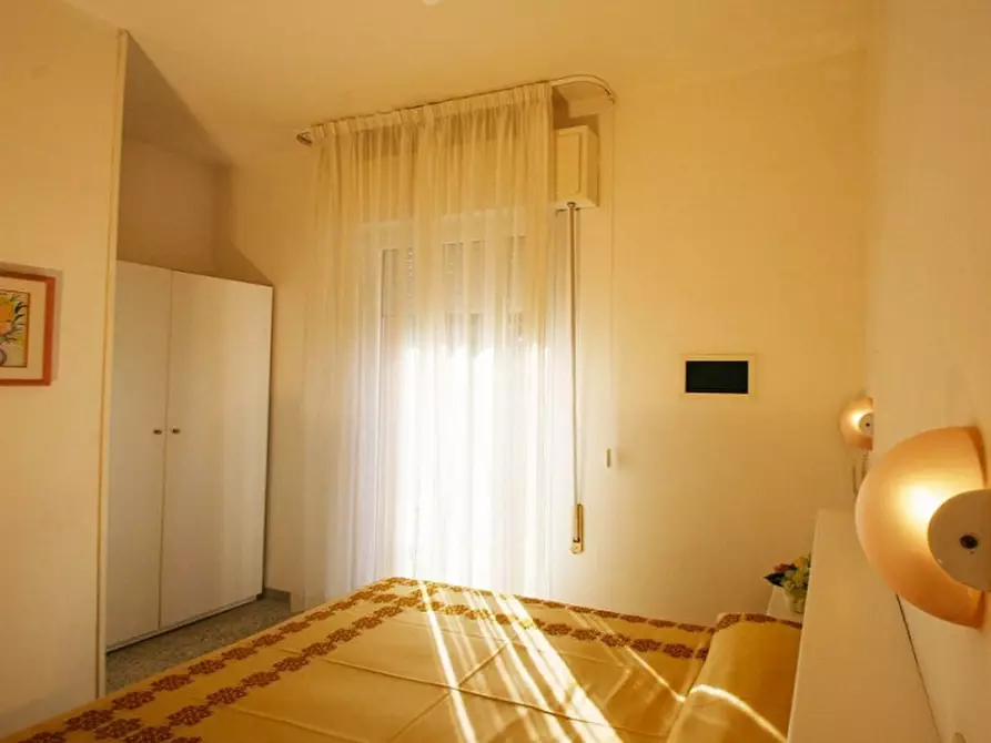 Immagine 4 di Hotel in vendita  in viale Lecce a Rimini