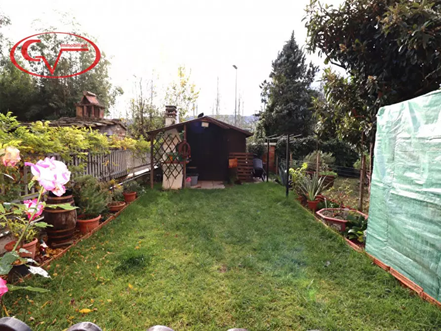 Immagine 2 di Villetta a schiera in vendita  in Via Levanella Becorpi a Montevarchi