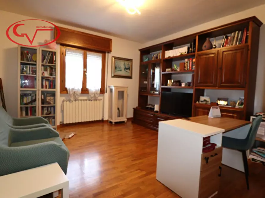 Immagine 5 di Villetta a schiera in vendita  in Via Levanella Becorpi a Montevarchi