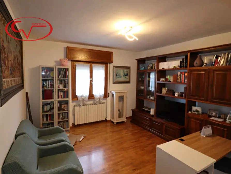 Immagine 26 di Villetta a schiera in vendita  in Via Levanella Becorpi a Montevarchi