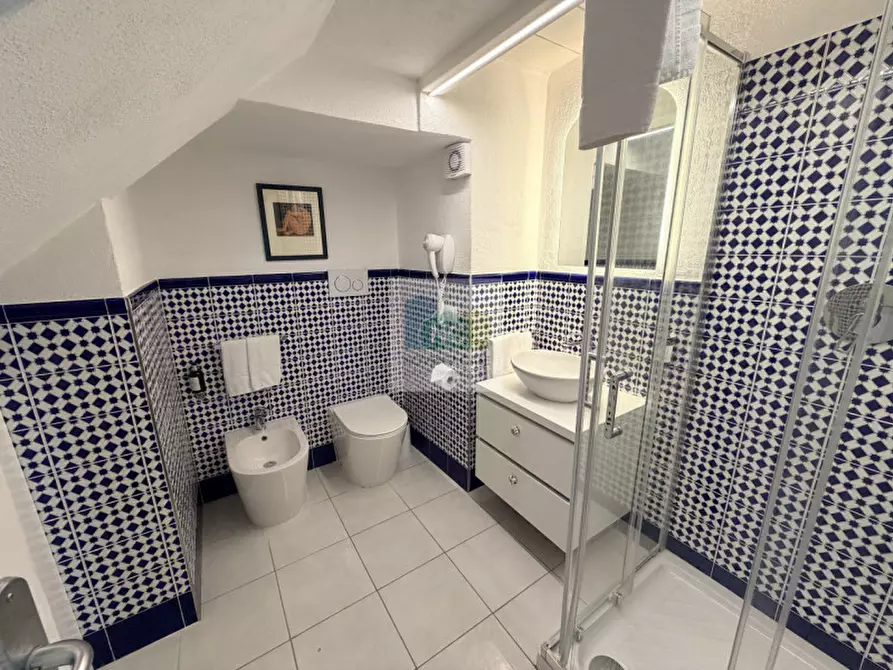 Immagine 12 di Appartamento in vendita  in via filippo di lustro 20 a Forio