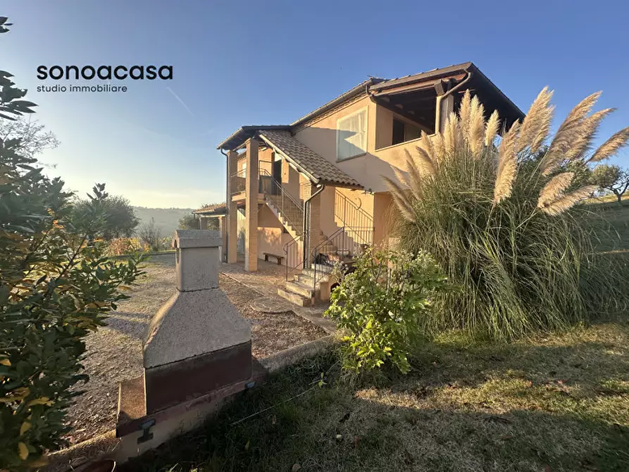Immagine 1 di Casa indipendente in vendita  in Contrada La Costa 1 a Mondavio
