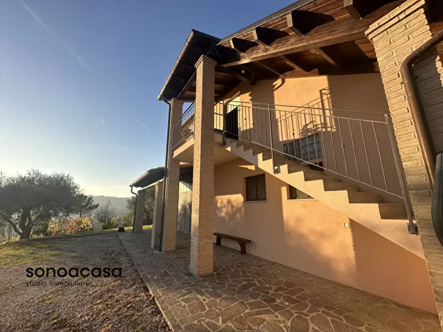 Immagine 5 di Casa indipendente in vendita  in Contrada La Costa 1 a Mondavio