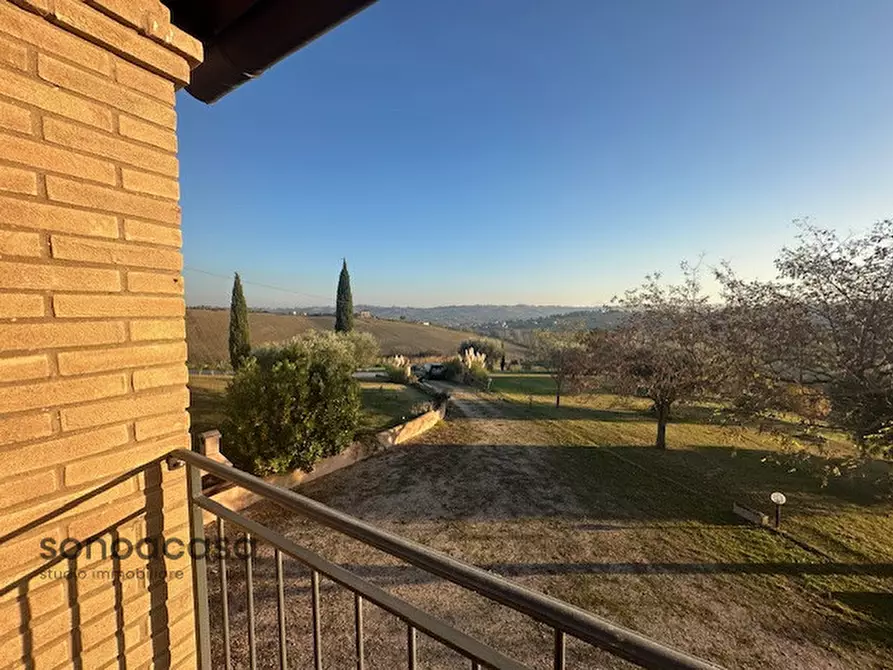 Immagine 7 di Casa indipendente in vendita  in Contrada La Costa 1 a Mondavio