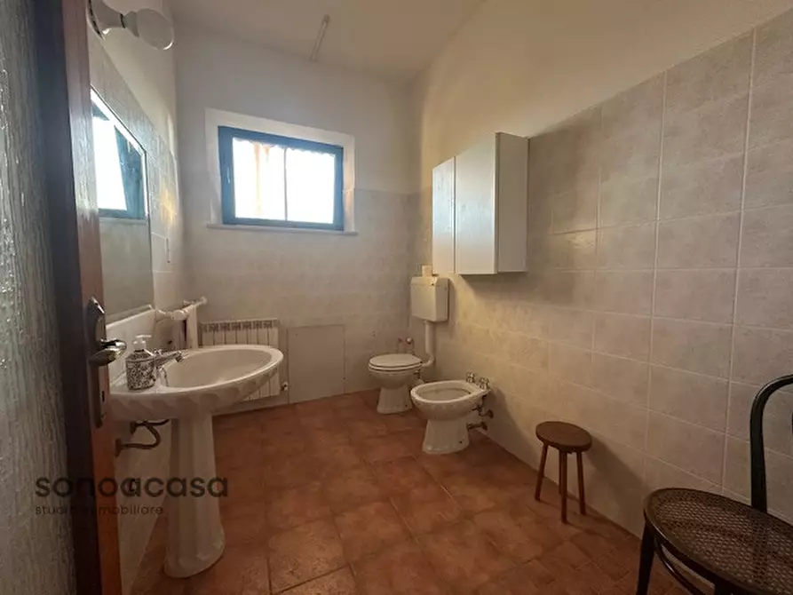 Immagine 11 di Casa indipendente in vendita  in Contrada La Costa 1 a Mondavio