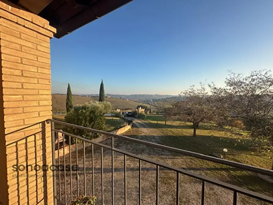 Immagine 19 di Casa indipendente in vendita  in Contrada La Costa 1 a Mondavio