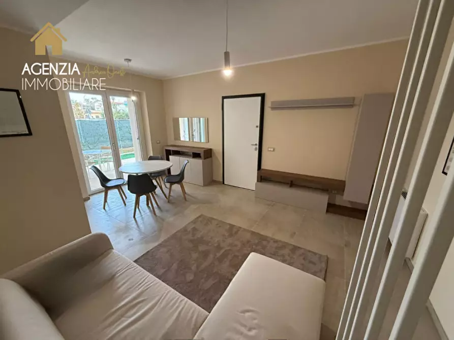 Immagine 7 di Villetta a schiera in vendita  in via nettunense a Aprilia