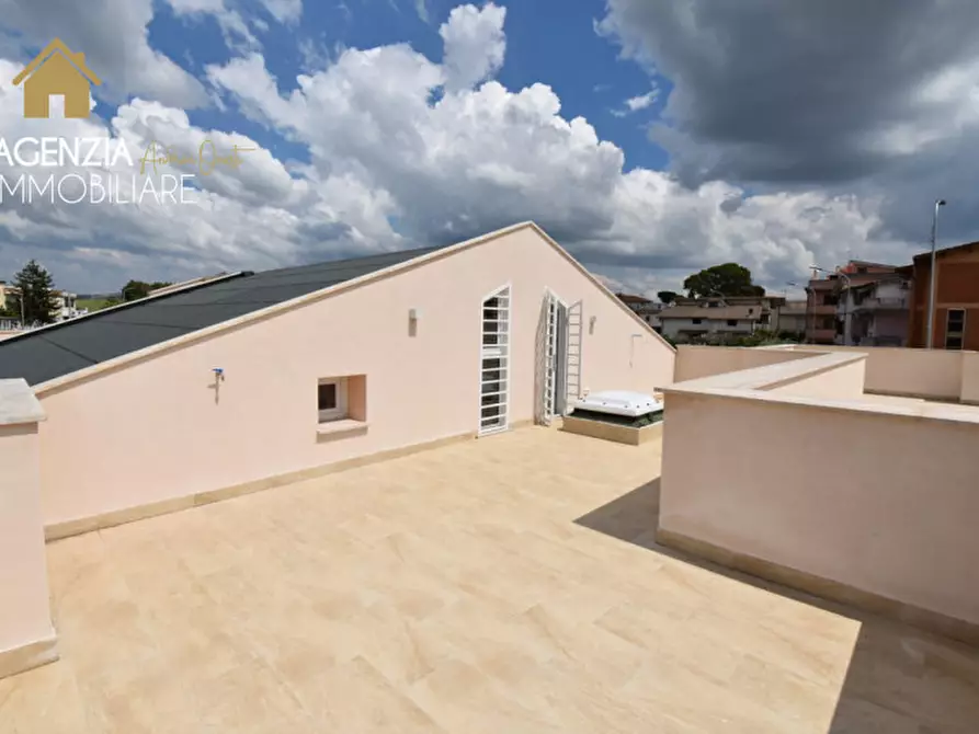 Immagine 11 di Villetta a schiera in vendita  in via nettunense a Aprilia