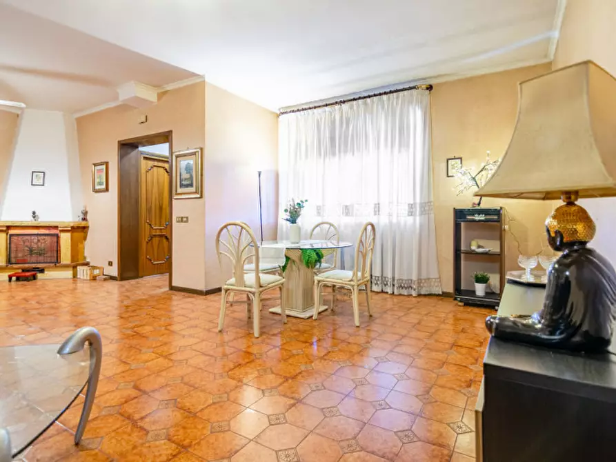 Immagine 5 di Villa in vendita  in Via Carlo Collodi 20 a Marino