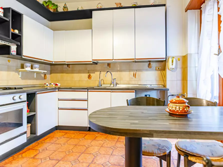 Immagine 8 di Villa in vendita  in Via Carlo Collodi 20 a Marino