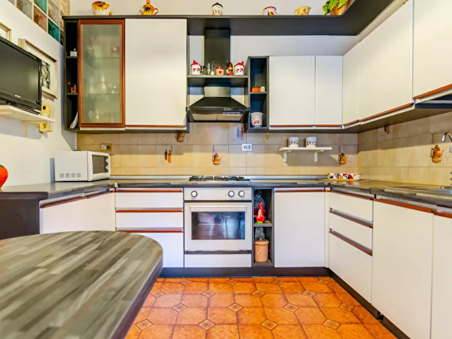 Immagine 9 di Villa in vendita  in Via Carlo Collodi 20 a Marino