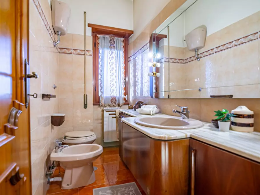 Immagine 28 di Villa in vendita  in Via Carlo Collodi 20 a Marino