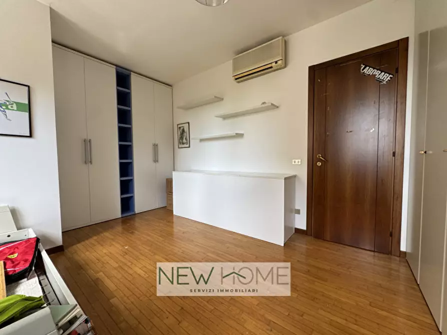 Immagine 11 di Villa in vendita  in Via Taddea da Carrara 2 a Verona