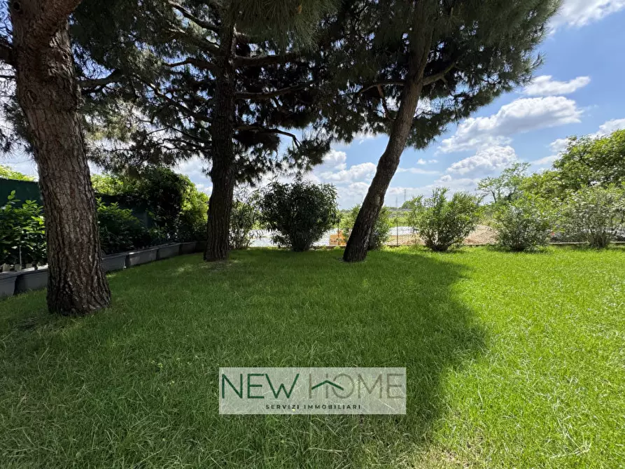 Immagine 16 di Villa in vendita  in Via Taddea da Carrara 2 a Verona