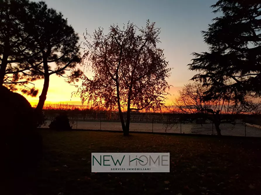 Immagine 24 di Villa in vendita  in Via Taddea da Carrara 2 a Verona