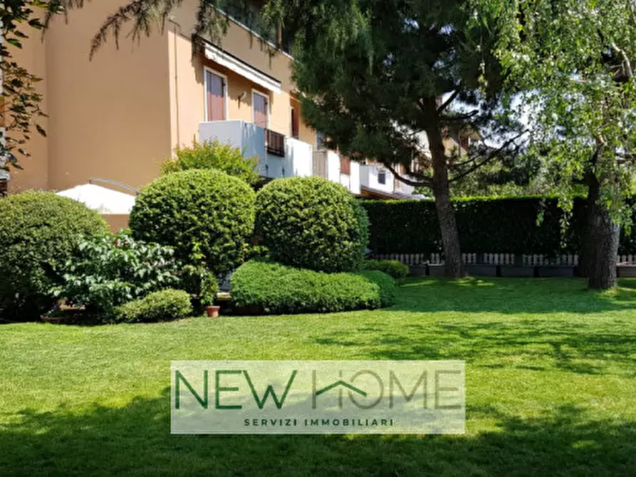 Immagine 30 di Villa in vendita  in Via Taddea da Carrara 2 a Verona