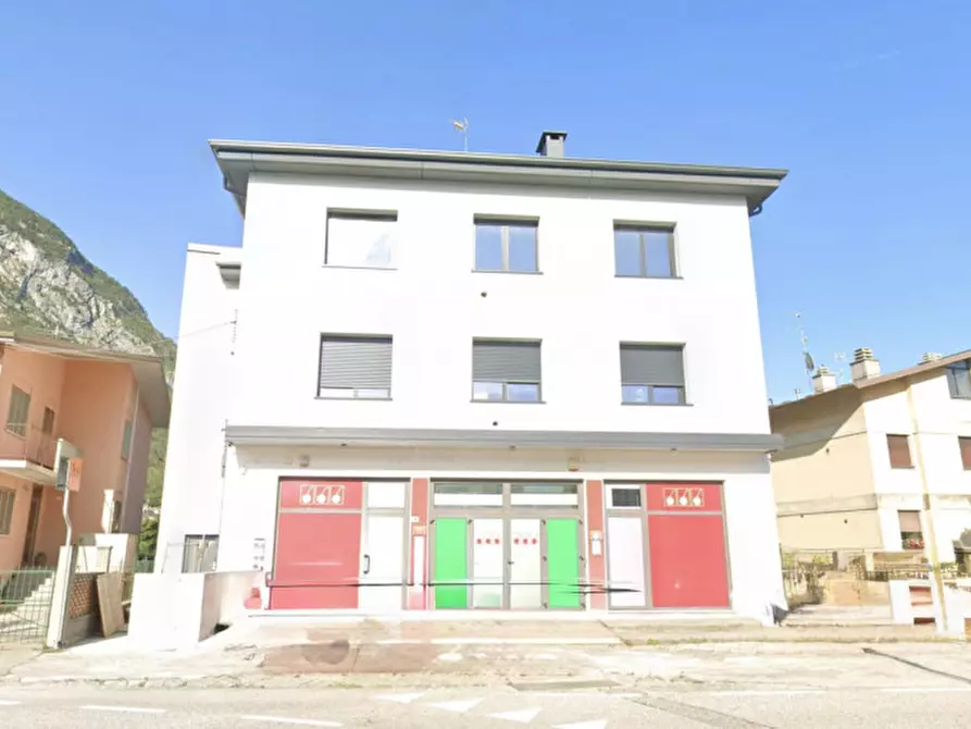Immagine 1 di Negozio in vendita  in Via Pio Paschini, 17 a Tolmezzo