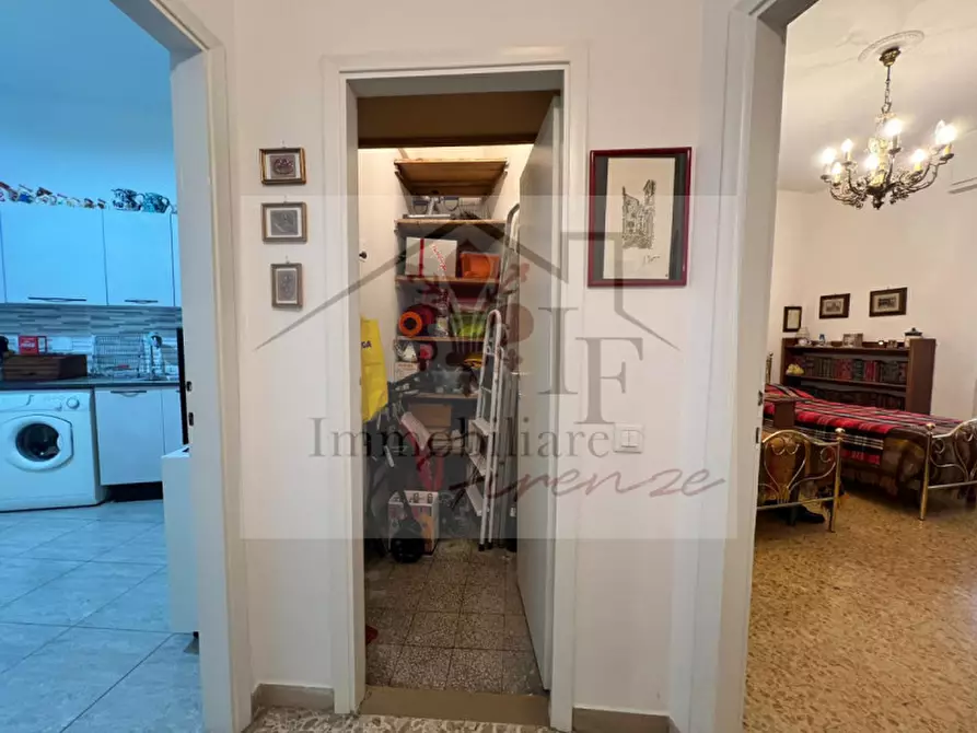 Immagine 5 di Appartamento in vendita  in Via del Mugello a Firenze