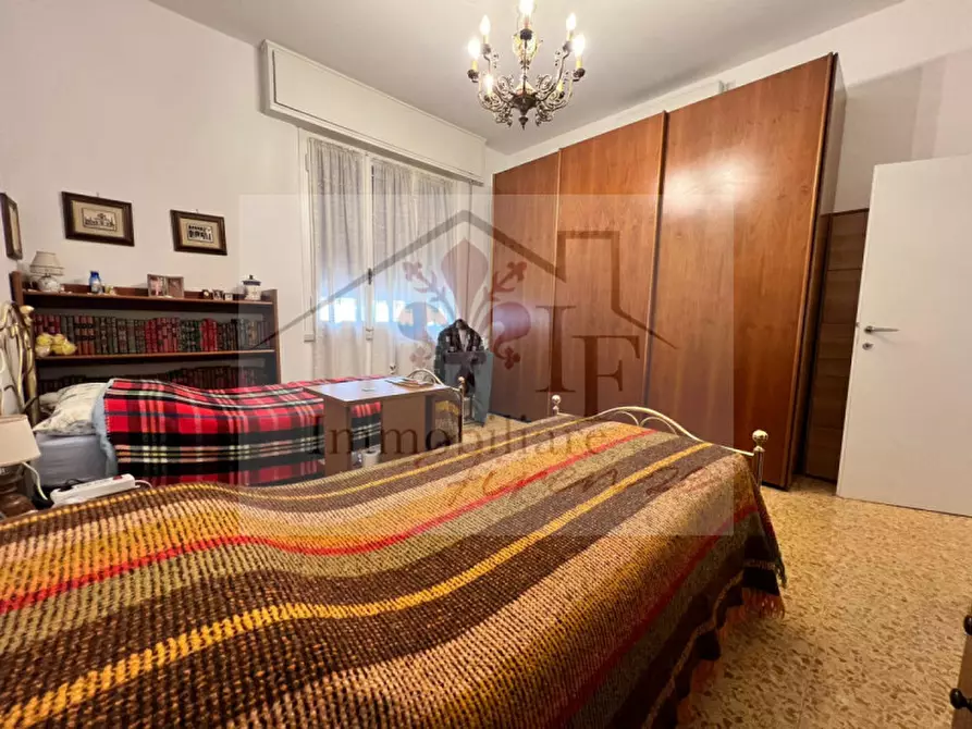 Immagine 8 di Appartamento in vendita  in Via del Mugello a Firenze