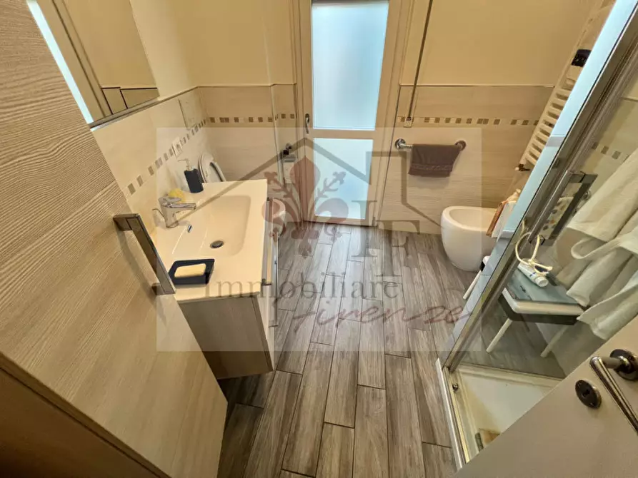Immagine 10 di Appartamento in vendita  in Via del Mugello a Firenze