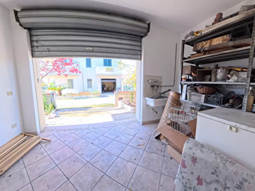 Immagine 19 di Villa in vendita  a Moscufo