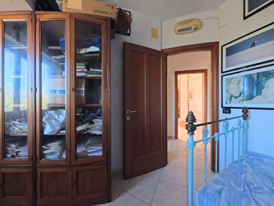 Immagine 38 di Villa in vendita  a Moscufo