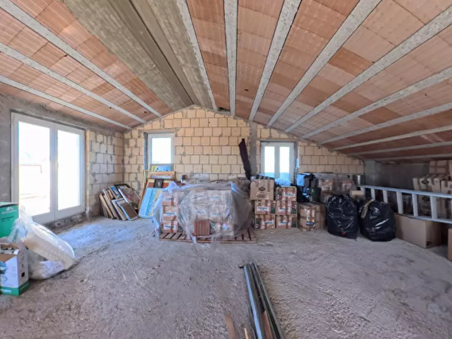 Immagine 51 di Villa in vendita  a Moscufo