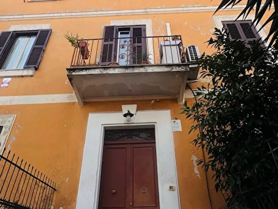 Immagine 1 di Appartamento in vendita  in Via Casilina 550 a Roma