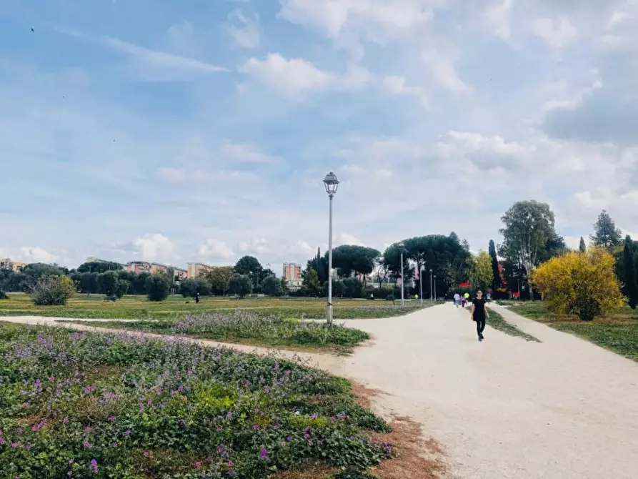 Immagine 15 di Appartamento in vendita  in Via Casilina 550 a Roma