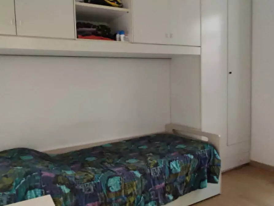 Immagine 11 di Appartamento in vendita  in Corso Giovanni Amendola 43 a Ancona