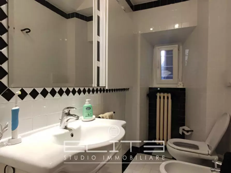 Immagine 16 di Appartamento in vendita  in Corso Giovanni Amendola 43 a Ancona