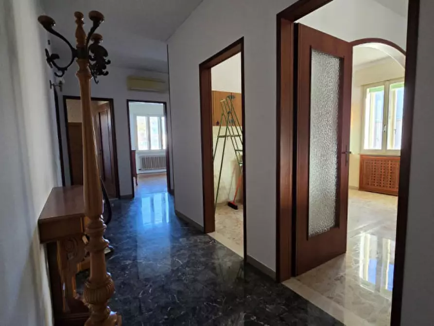 Immagine 3 di Casa bifamiliare in vendita  in Via Schiavonesca Nuova 13 a Volpago Del Montello