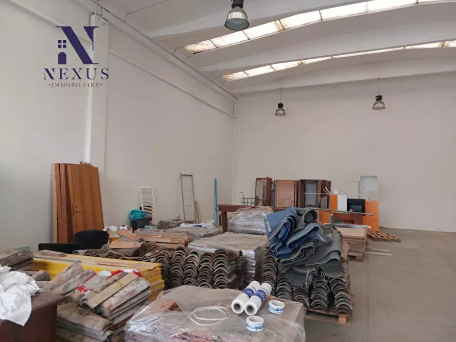 Immagine 3 di Capannone industriale in affitto  in Via Fragheto a Fano
