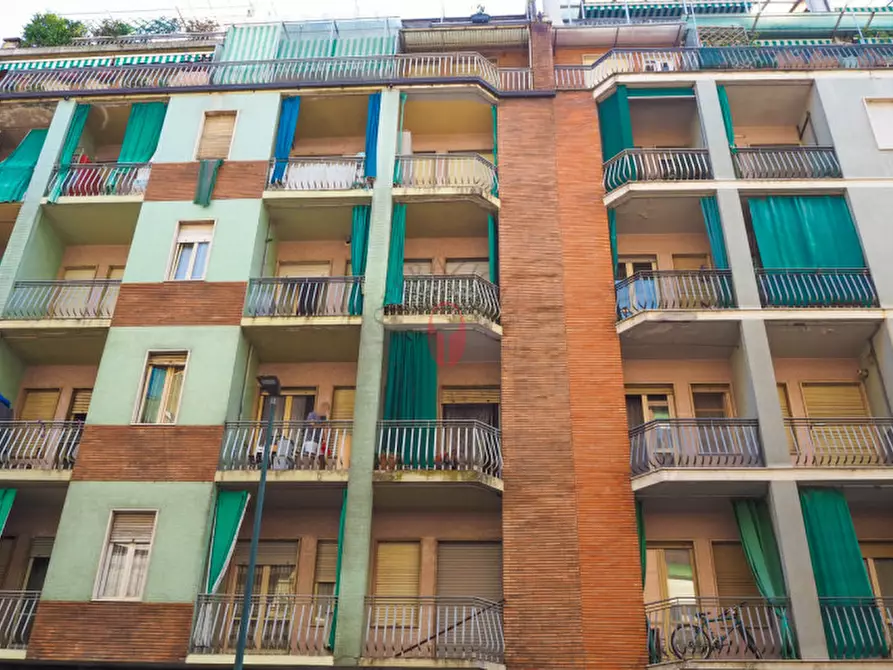 Immagine 2 di Appartamento in vendita  in Via Saliceto 9 Torino a Torino