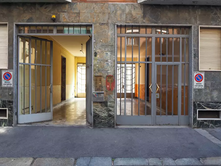 Immagine 3 di Appartamento in vendita  in Via Saliceto 9 Torino a Torino