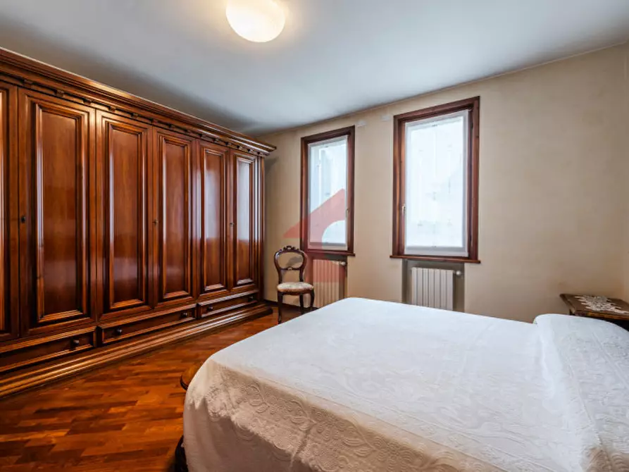 Immagine 36 di Appartamento in vendita  in Via V. Vaccari 18 a Fontanellato