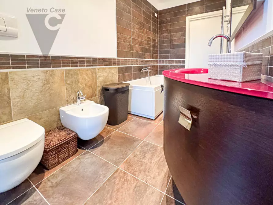 Immagine 8 di Appartamento in affitto  a Noventa Padovana