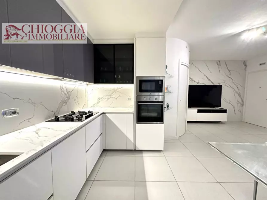 Immagine 8 di Appartamento in vendita  in Via Fava a Chioggia