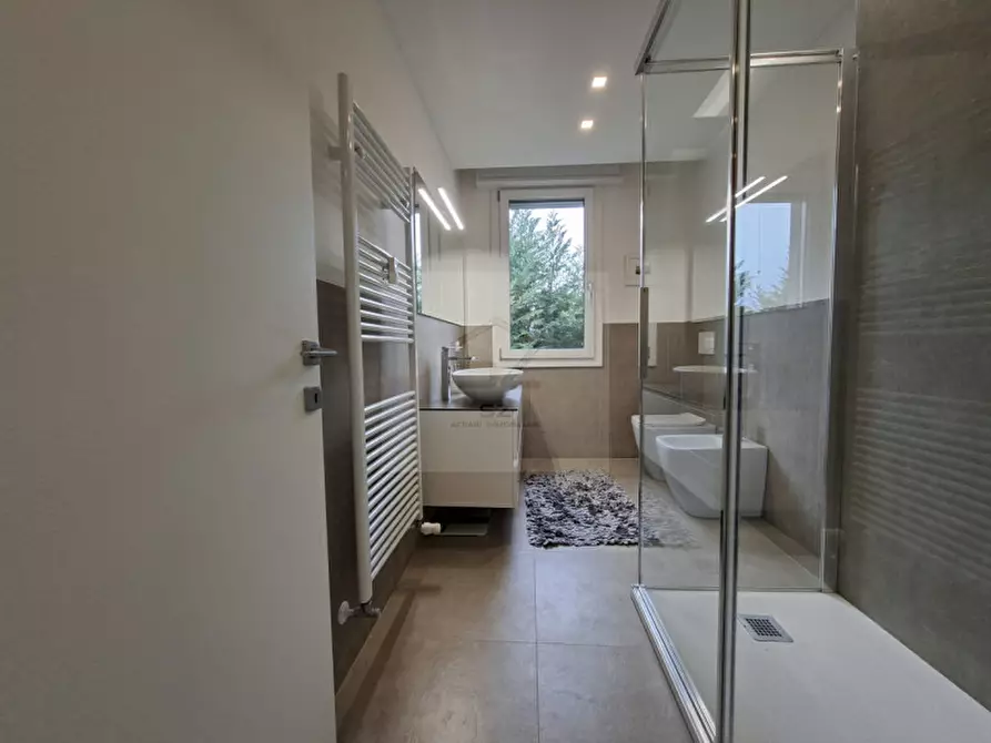 Immagine 21 di Appartamento in vendita  in Via Volfango Goethe a Padova